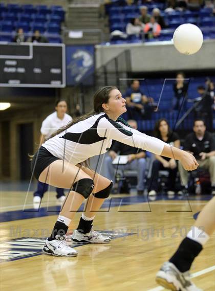 Thumbnail 2 in El Camino vs Gregori (CIF SJS D2 Final) photogallery.