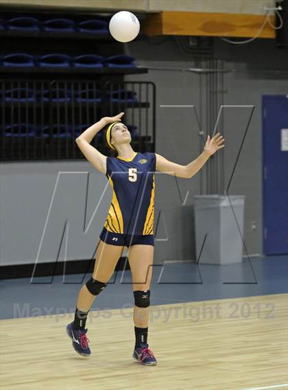 Thumbnail 1 in El Camino vs Gregori (CIF SJS D2 Final) photogallery.