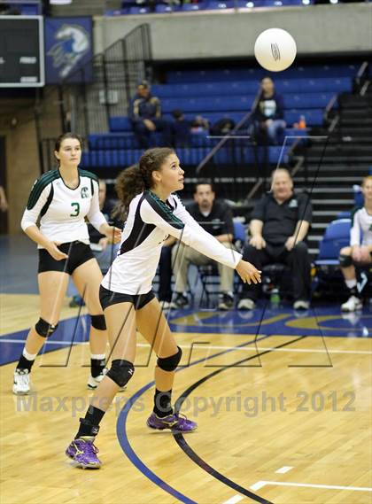 Thumbnail 3 in El Camino vs Gregori (CIF SJS D2 Final) photogallery.