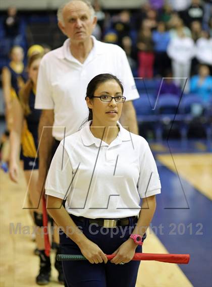 Thumbnail 3 in El Camino vs Gregori (CIF SJS D2 Final) photogallery.