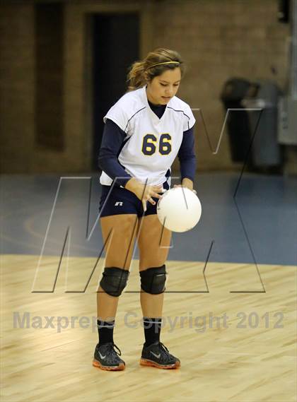 Thumbnail 3 in El Camino vs Gregori (CIF SJS D2 Final) photogallery.