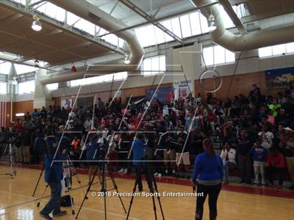 Thumbnail 2 in Memphis East TOC Ceremony photogallery.