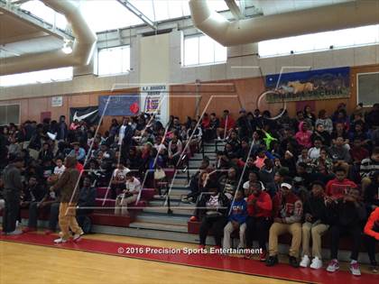 Thumbnail 3 in Memphis East TOC Ceremony photogallery.