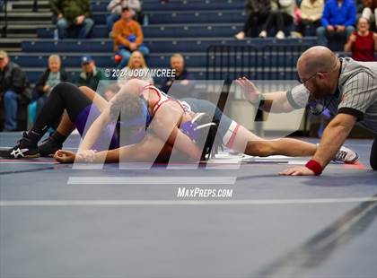 Thumbnail 2 in DeSoto Central vs Lewisburg photogallery.