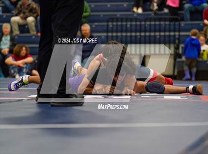 Thumbnail 2 in DeSoto Central vs Lewisburg photogallery.
