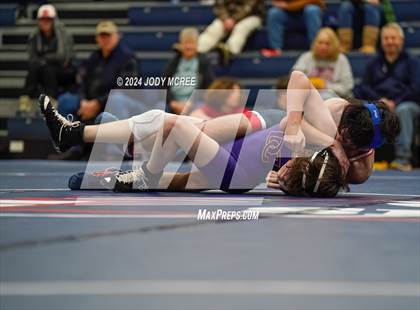 Thumbnail 1 in DeSoto Central vs Lewisburg photogallery.