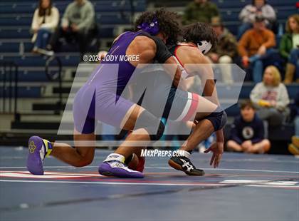 Thumbnail 3 in DeSoto Central vs Lewisburg photogallery.