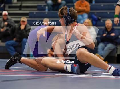 Thumbnail 1 in DeSoto Central vs Lewisburg photogallery.