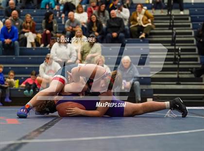 Thumbnail 1 in DeSoto Central vs Lewisburg photogallery.