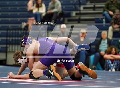 Thumbnail 1 in DeSoto Central vs Lewisburg photogallery.