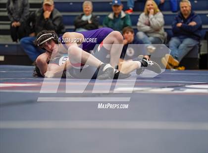 Thumbnail 1 in DeSoto Central vs Lewisburg photogallery.