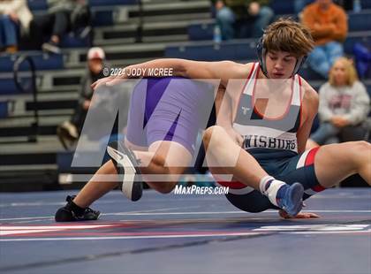 Thumbnail 3 in DeSoto Central vs Lewisburg photogallery.