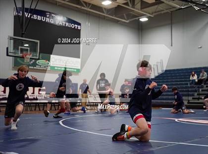 Thumbnail 2 in DeSoto Central vs Lewisburg photogallery.