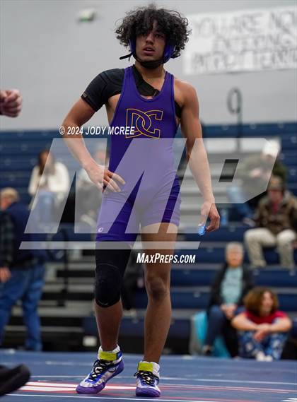 Thumbnail 2 in DeSoto Central vs Lewisburg photogallery.