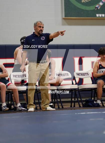 Thumbnail 2 in DeSoto Central vs Lewisburg photogallery.