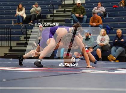 Thumbnail 2 in DeSoto Central vs Lewisburg photogallery.
