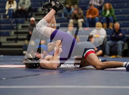 Thumbnail 3 in DeSoto Central vs Lewisburg photogallery.
