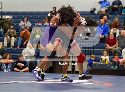 Thumbnail 1 in DeSoto Central vs Lewisburg photogallery.