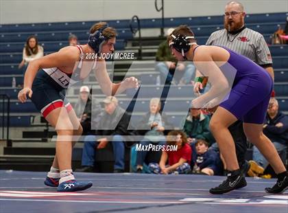 Thumbnail 1 in DeSoto Central vs Lewisburg photogallery.