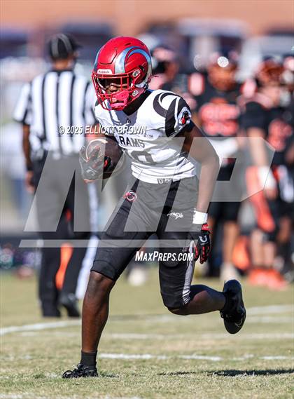 Thumbnail 2 in Suitland @ DuVal photogallery.