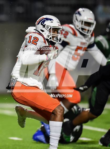Thumbnail 1 in Fort Bend Bush @ Mayde Creek (UIL 6A Bi-District Playoff) photogallery.