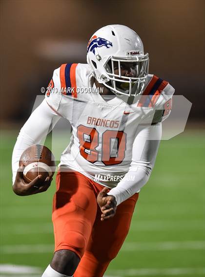Thumbnail 1 in Fort Bend Bush @ Mayde Creek (UIL 6A Bi-District Playoff) photogallery.