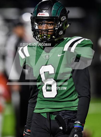Thumbnail 2 in Fort Bend Bush @ Mayde Creek (UIL 6A Bi-District Playoff) photogallery.