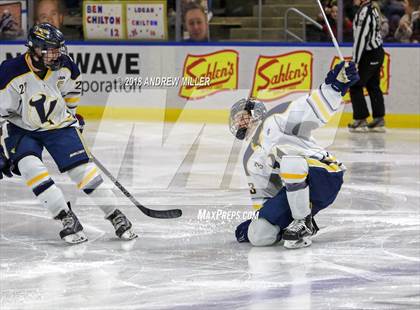 Thumbnail 3 in Victor vs. Massena (NYSPHSAA D1 Semifinal) photogallery.