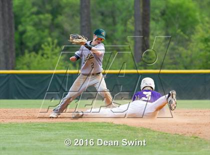 Thumbnail 2 in Oxford Hills v Northwestern (Wheels Tournament) photogallery.