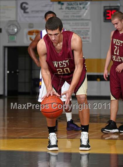 Thumbnail 1 in Kennedy vs. West Valley (Hornet Classic Tournament) photogallery.