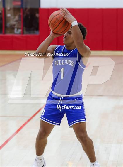 Thumbnail 1 in Stamford @ Jim Ned photogallery.