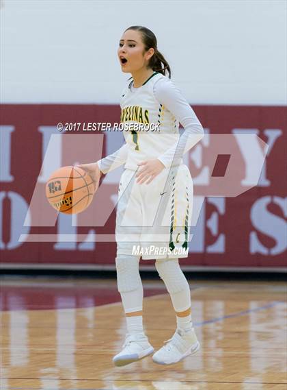 Thumbnail 1 in Crystal City vs. Pleasanton (UIL 4A Bi-District Playoffs) photogallery.