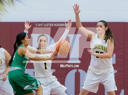 Thumbnail 3 in Crystal City vs. Pleasanton (UIL 4A Bi-District Playoffs) photogallery.