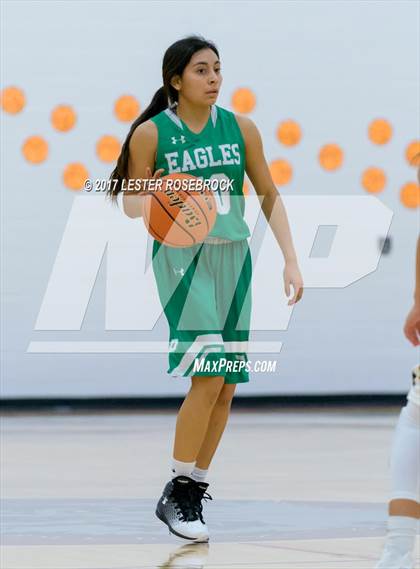 Thumbnail 1 in Crystal City vs. Pleasanton (UIL 4A Bi-District Playoffs) photogallery.