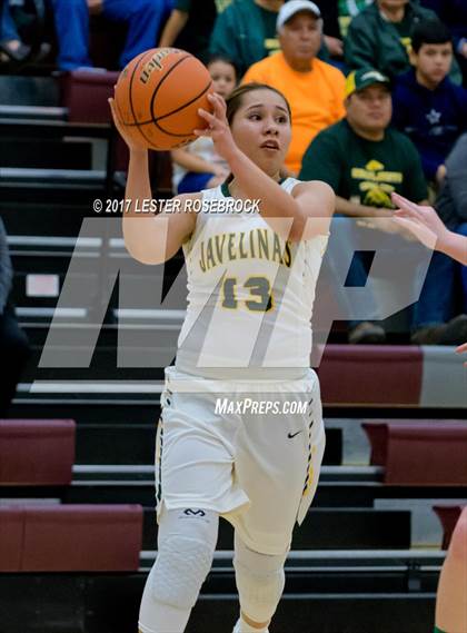 Thumbnail 3 in Crystal City vs. Pleasanton (UIL 4A Bi-District Playoffs) photogallery.