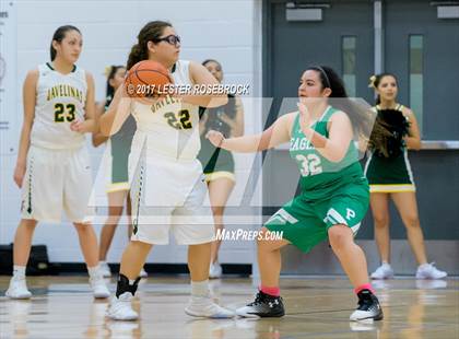 Thumbnail 2 in Crystal City vs. Pleasanton (UIL 4A Bi-District Playoffs) photogallery.