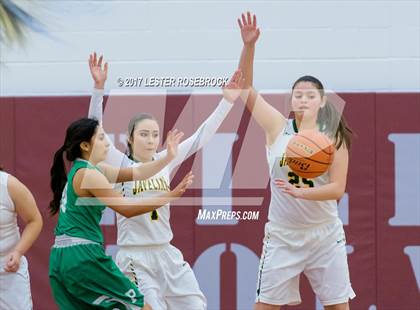 Thumbnail 1 in Crystal City vs. Pleasanton (UIL 4A Bi-District Playoffs) photogallery.