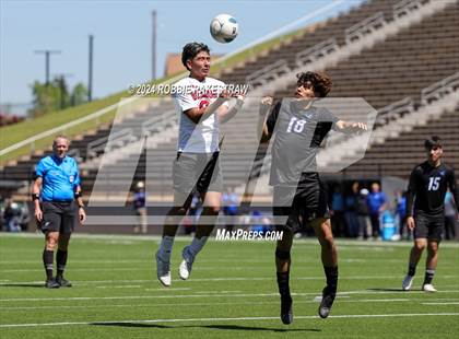 Thumbnail 2 in Wilmer-Hutchins vs. Kilgore (UIL 4A Regional Semifinal Playoff) photogallery.
