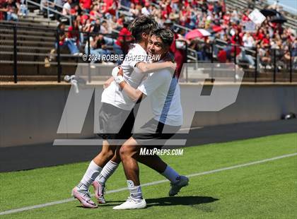 Thumbnail 3 in Wilmer-Hutchins vs. Kilgore (UIL 4A Regional Semifinal Playoff) photogallery.