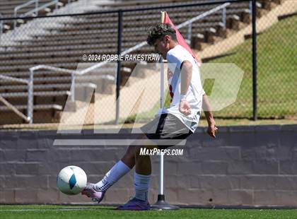 Thumbnail 3 in Wilmer-Hutchins vs. Kilgore (UIL 4A Regional Semifinal Playoff) photogallery.