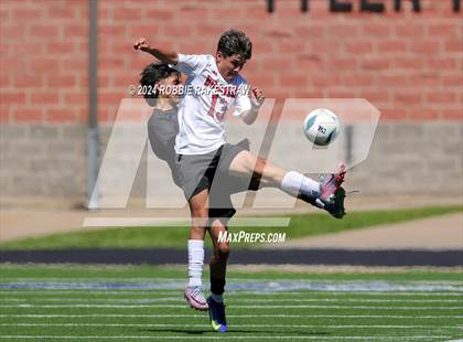 Thumbnail 2 in Wilmer-Hutchins vs. Kilgore (UIL 4A Regional Semifinal Playoff) photogallery.