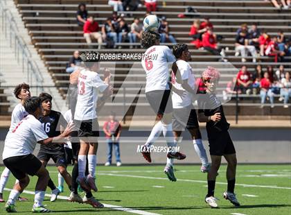 Thumbnail 3 in Wilmer-Hutchins vs. Kilgore (UIL 4A Regional Semifinal Playoff) photogallery.