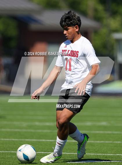 Thumbnail 3 in Wilmer-Hutchins vs. Kilgore (UIL 4A Regional Semifinal Playoff) photogallery.