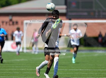 Thumbnail 2 in Wilmer-Hutchins vs. Kilgore (UIL 4A Regional Semifinal Playoff) photogallery.