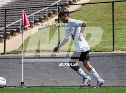 Thumbnail 1 in Wilmer-Hutchins vs. Kilgore (UIL 4A Regional Semifinal Playoff) photogallery.