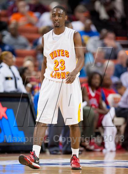 Thumbnail 3 in Yates vs. Royal (UIL 3A Semifinal) photogallery.