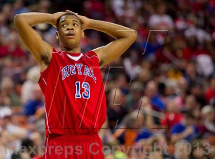 Thumbnail 3 in Yates vs. Royal (UIL 3A Semifinal) photogallery.