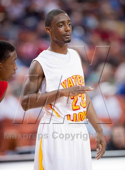 Thumbnail 3 in Yates vs. Royal (UIL 3A Semifinal) photogallery.