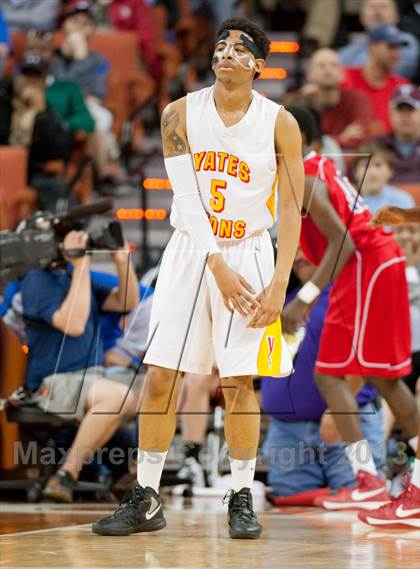 Thumbnail 1 in Yates vs. Royal (UIL 3A Semifinal) photogallery.