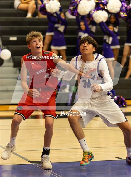 Thumbnail 3 in JV: Burlingame @ Sequoia photogallery.